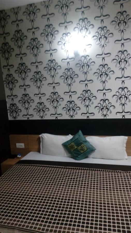 Hotel Desire Hisār Exterior foto