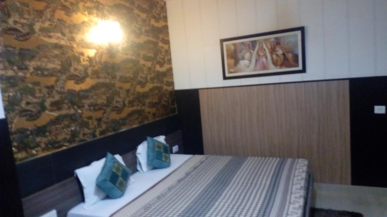 Hotel Desire Hisār Exterior foto